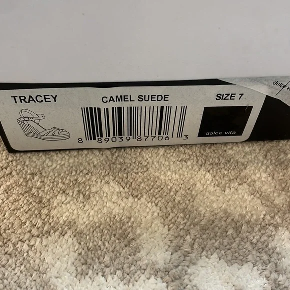 Dolce Vita Tan Wedge Sandals - Picture 4 of 10